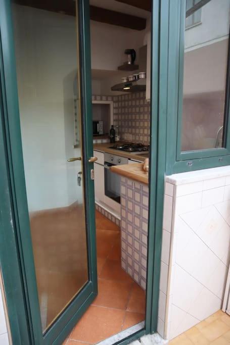 Ferienwohnung Loft The Balcony In Sorrento Centre Exterior foto